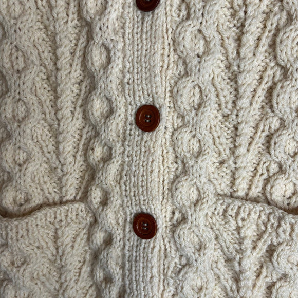 Vintage 1960's Hand Knitted Cable Knit Fisherman's Sweater Vest - Picture 3 of 5